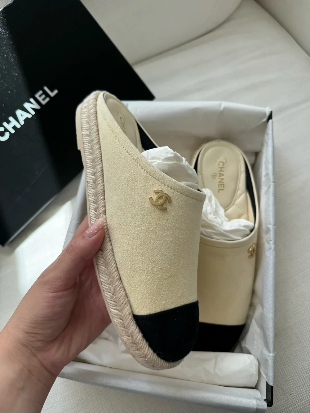 CHANEL Mule - Picture 2 of 6